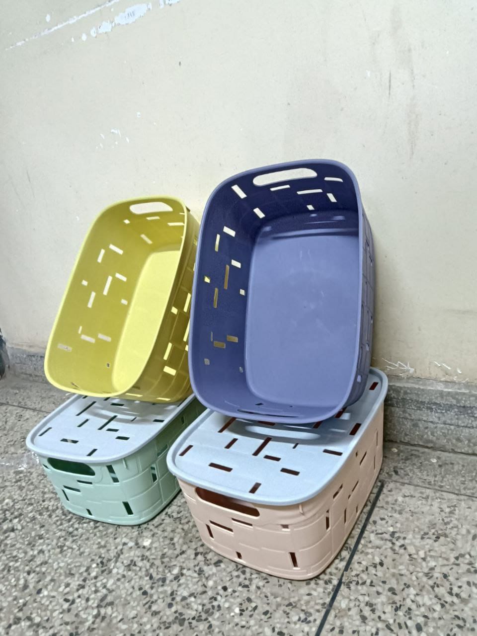 Multipurpose sundries storage baskets with lid product image 4