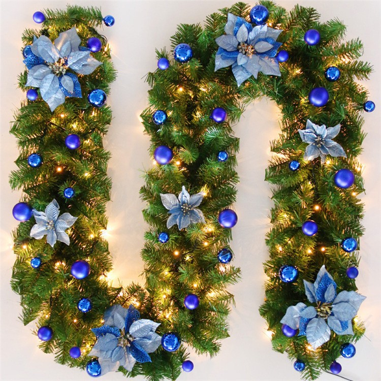 Christmas Garland with flower decoration, product image 2
